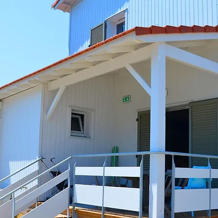 Casa vacanze Coastal For 6 In *